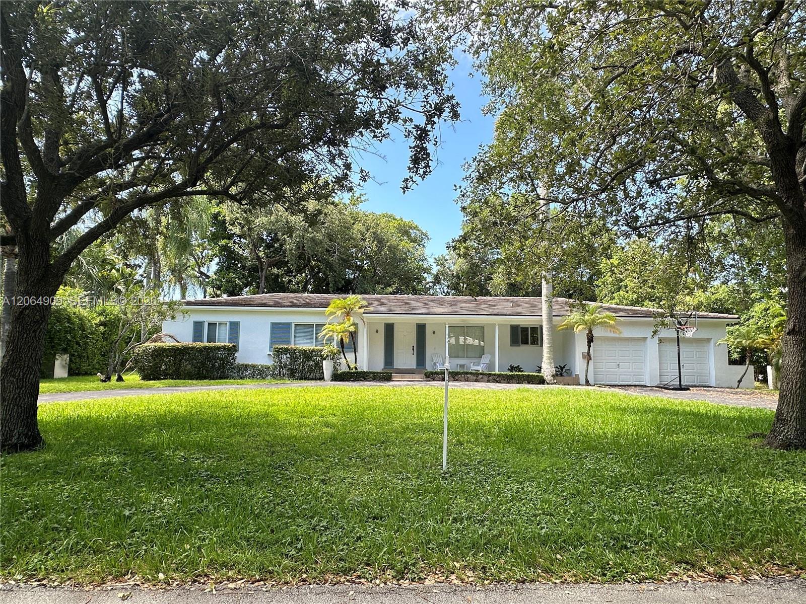 460 San Servando Ave, Coral Gables FL 33143 photo 2