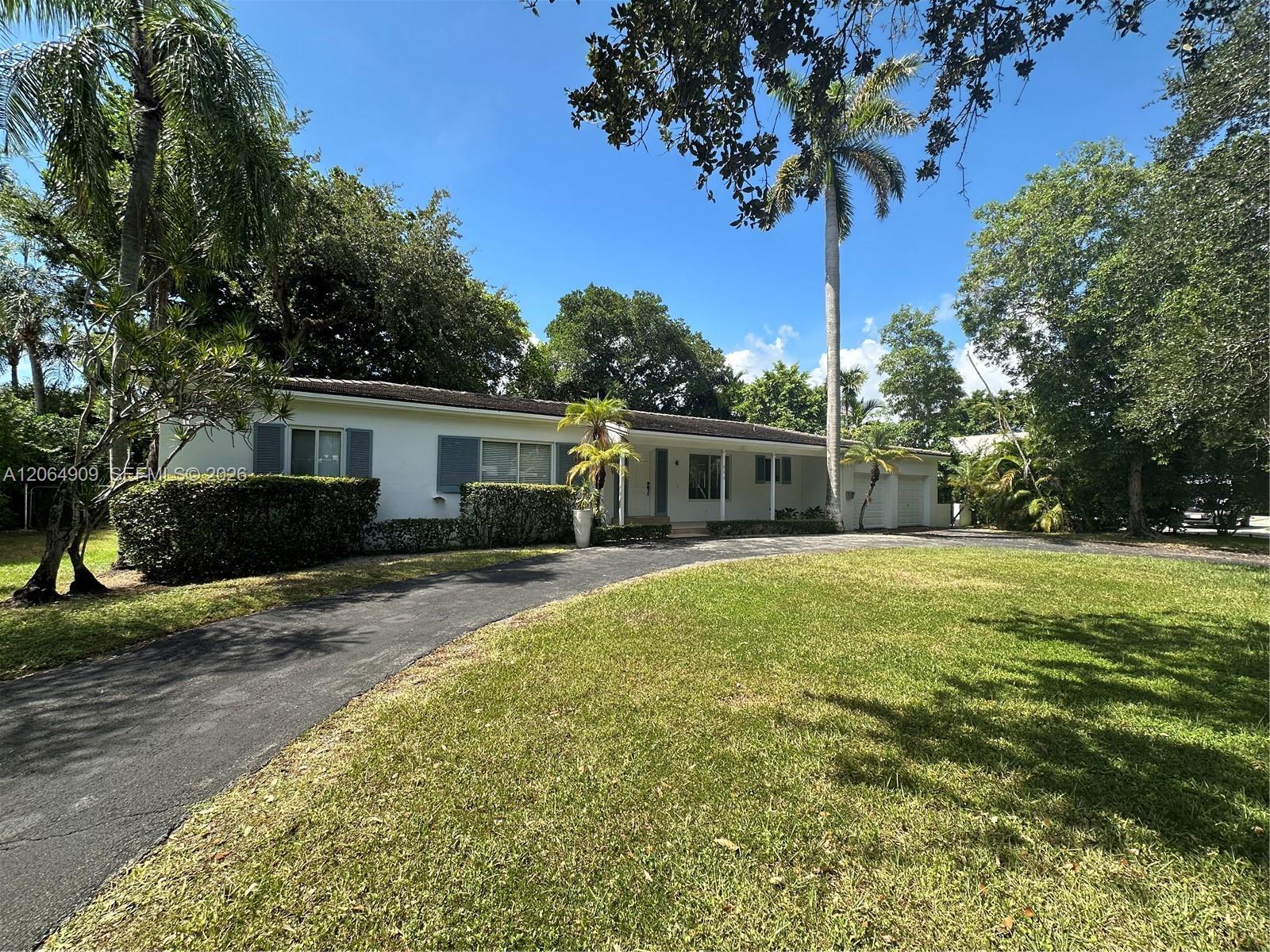 460 San Servando Ave, Coral Gables FL 33143 photo 3