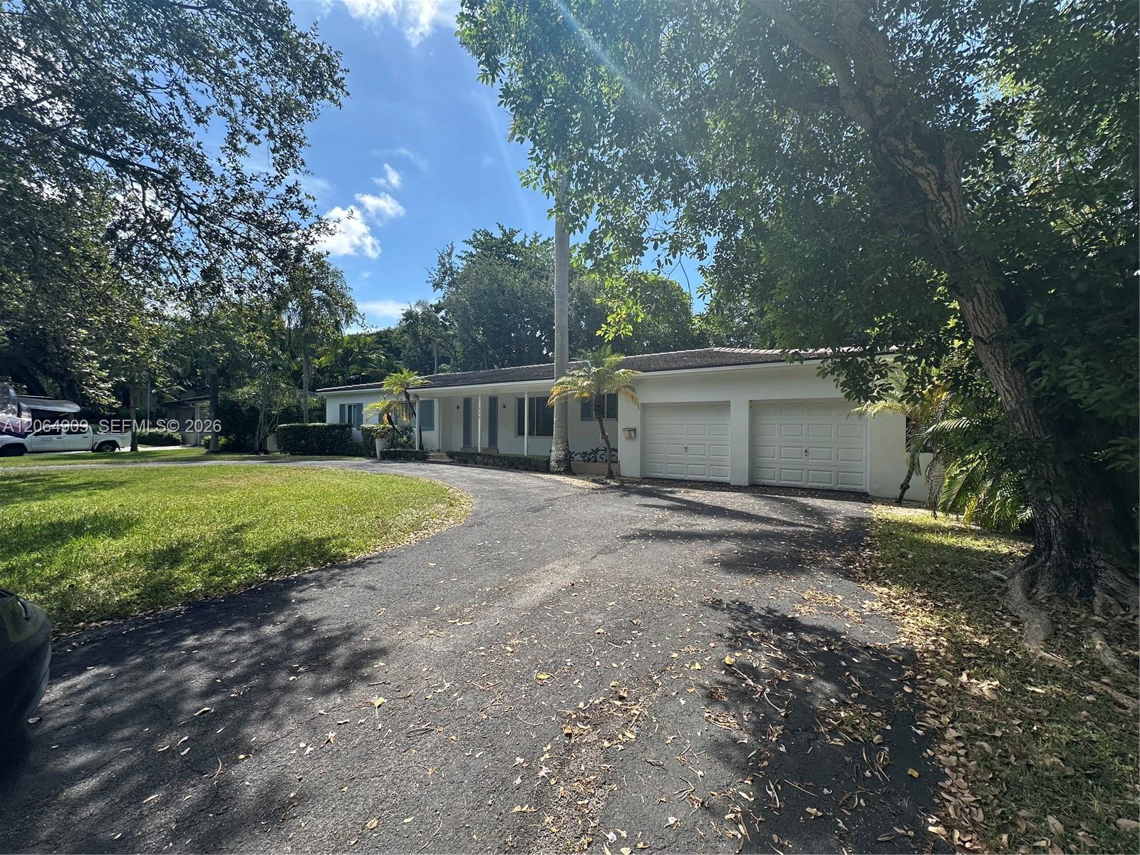 460 San Servando Ave, Coral Gables FL 33143 photo 4