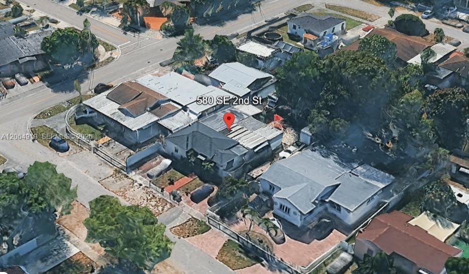 580 SE 2nd St, Hialeah FL 33010 photo 2