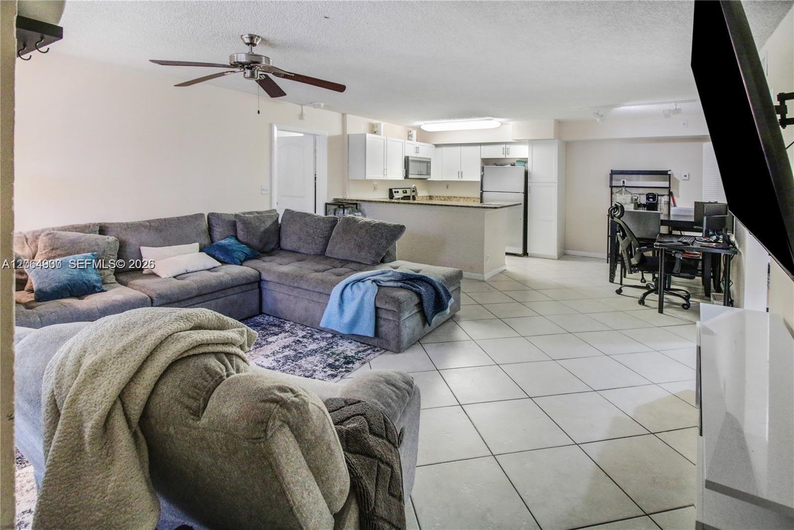 831 Lyons Rd # 23101, Coconut Creek FL 33063 photo 3