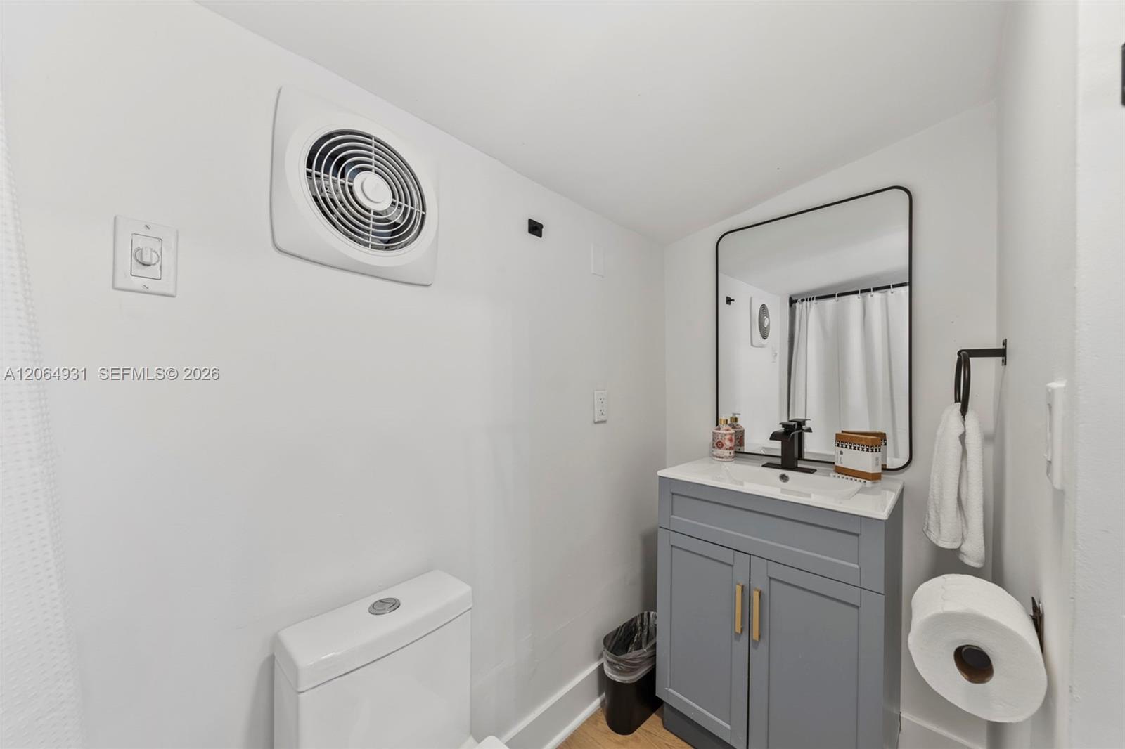 2946 SW 26th St # 2, Miami FL 33133 photo 3