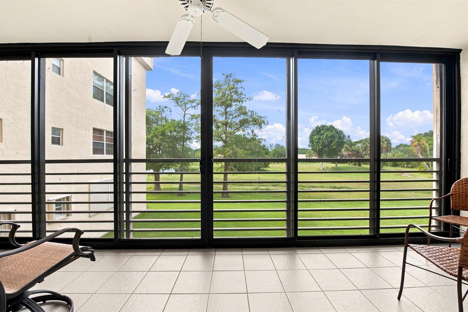 3231 HOLIDAY SPRINGS Boulevard # 205, Margate FL 33063