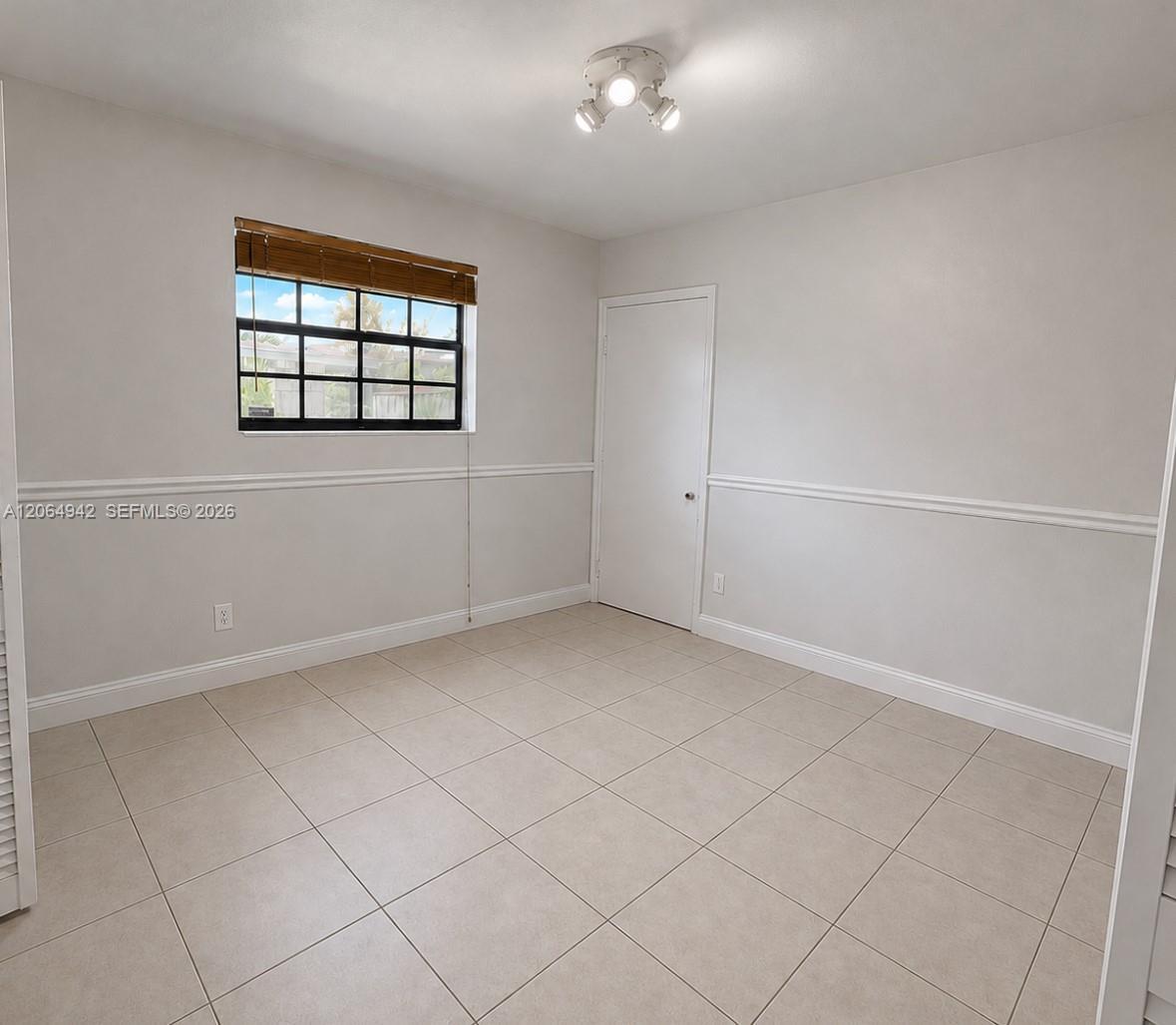 525 SW 78th Ct # 525, Miami FL 33144 photo 3