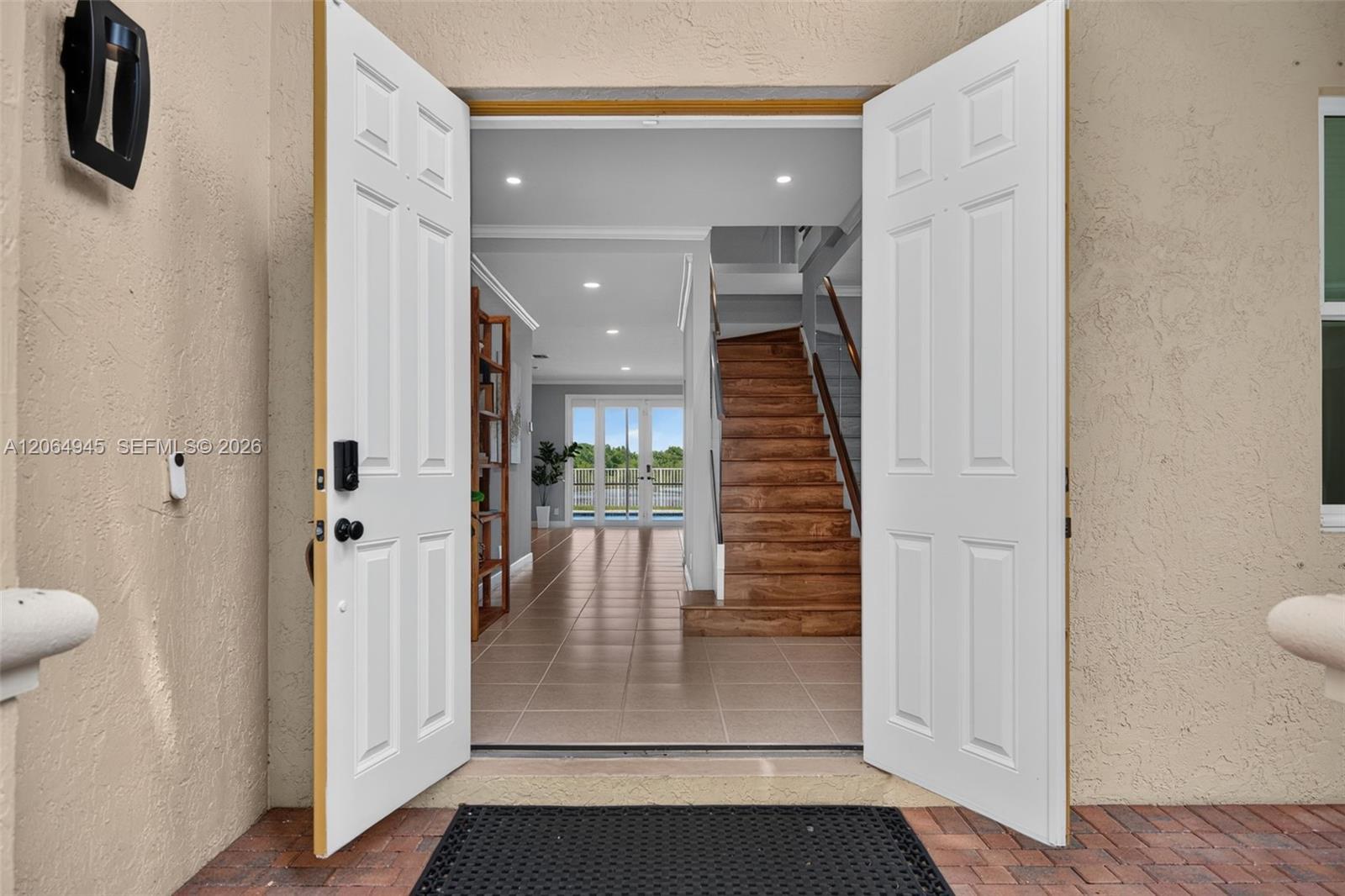 1038 NW Lavender Cir, Weston FL 33327 photo 3