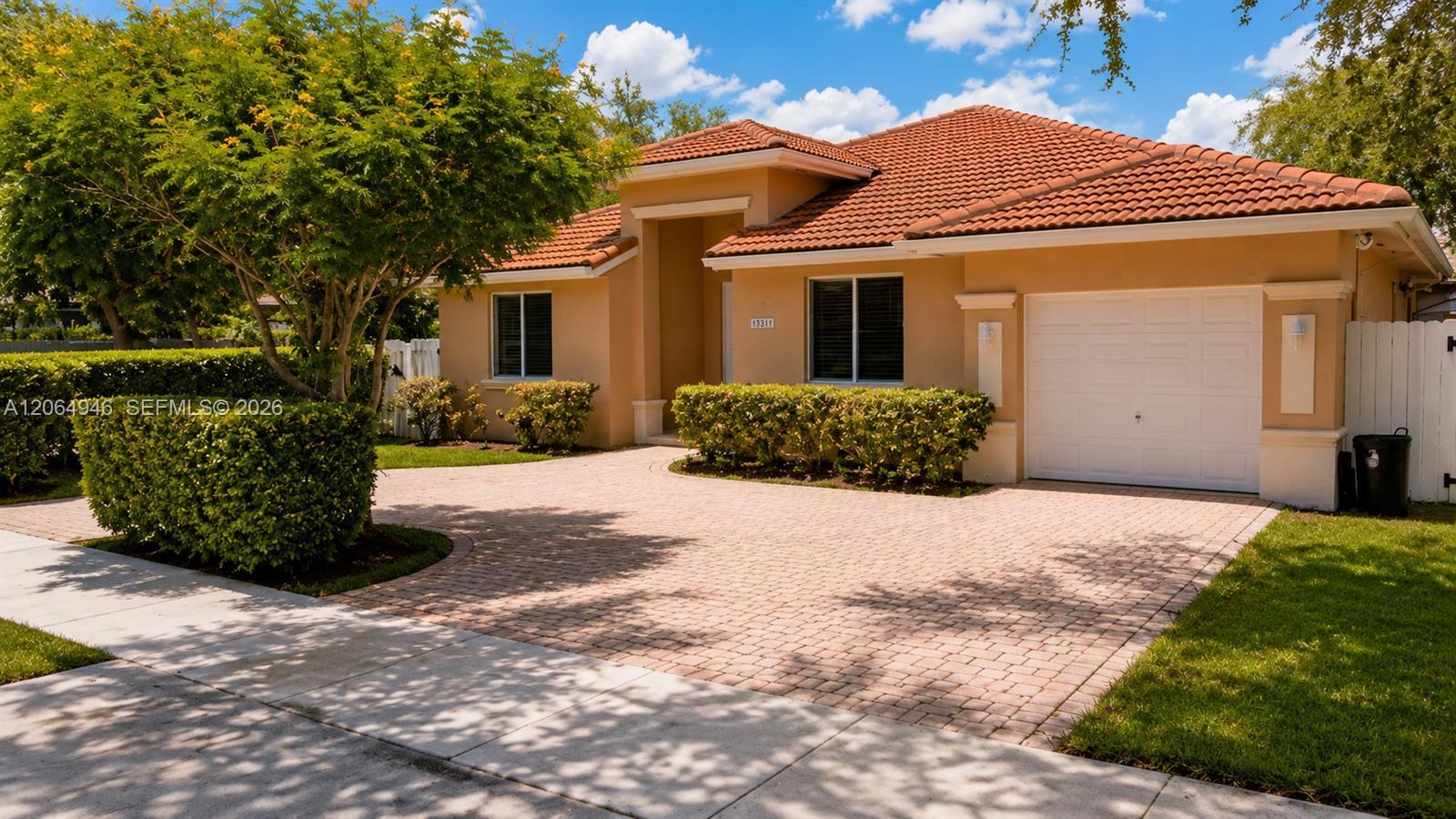 14261 SW 28th St, Miami FL 33175 photo 2
