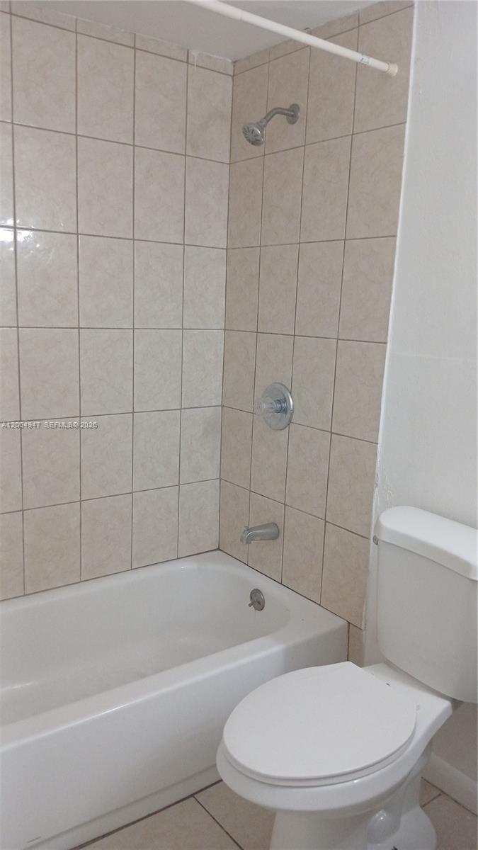 3610 NW 21st St # 313, Lauderdale Lakes FL 33311 photo 5