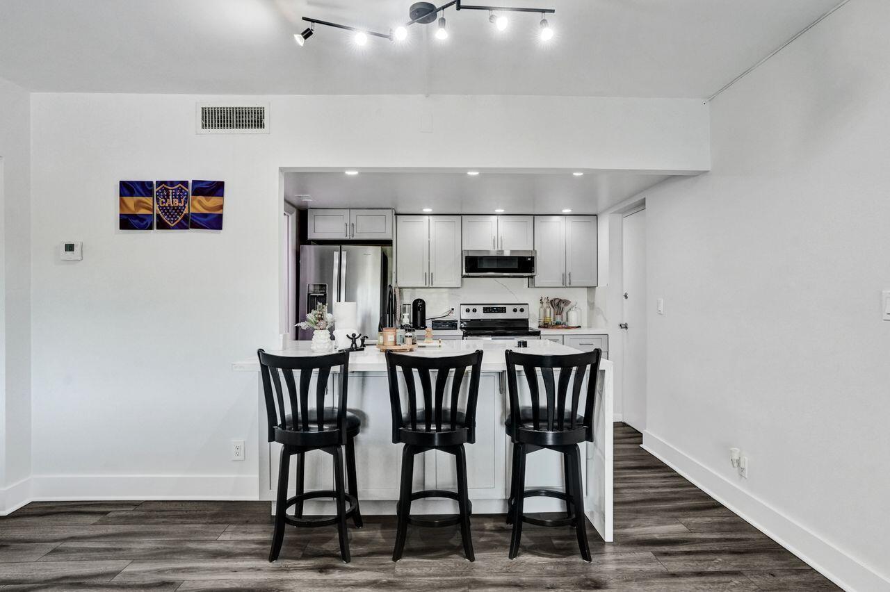 1000 RIVER REACH Drive # 321, Fort Lauderdale FL 33315 photo 5