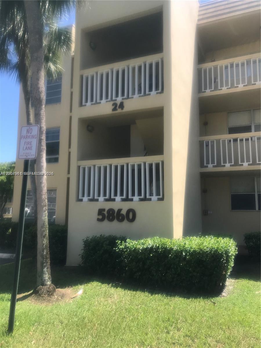 Tamarac, FL 33319 photo 2