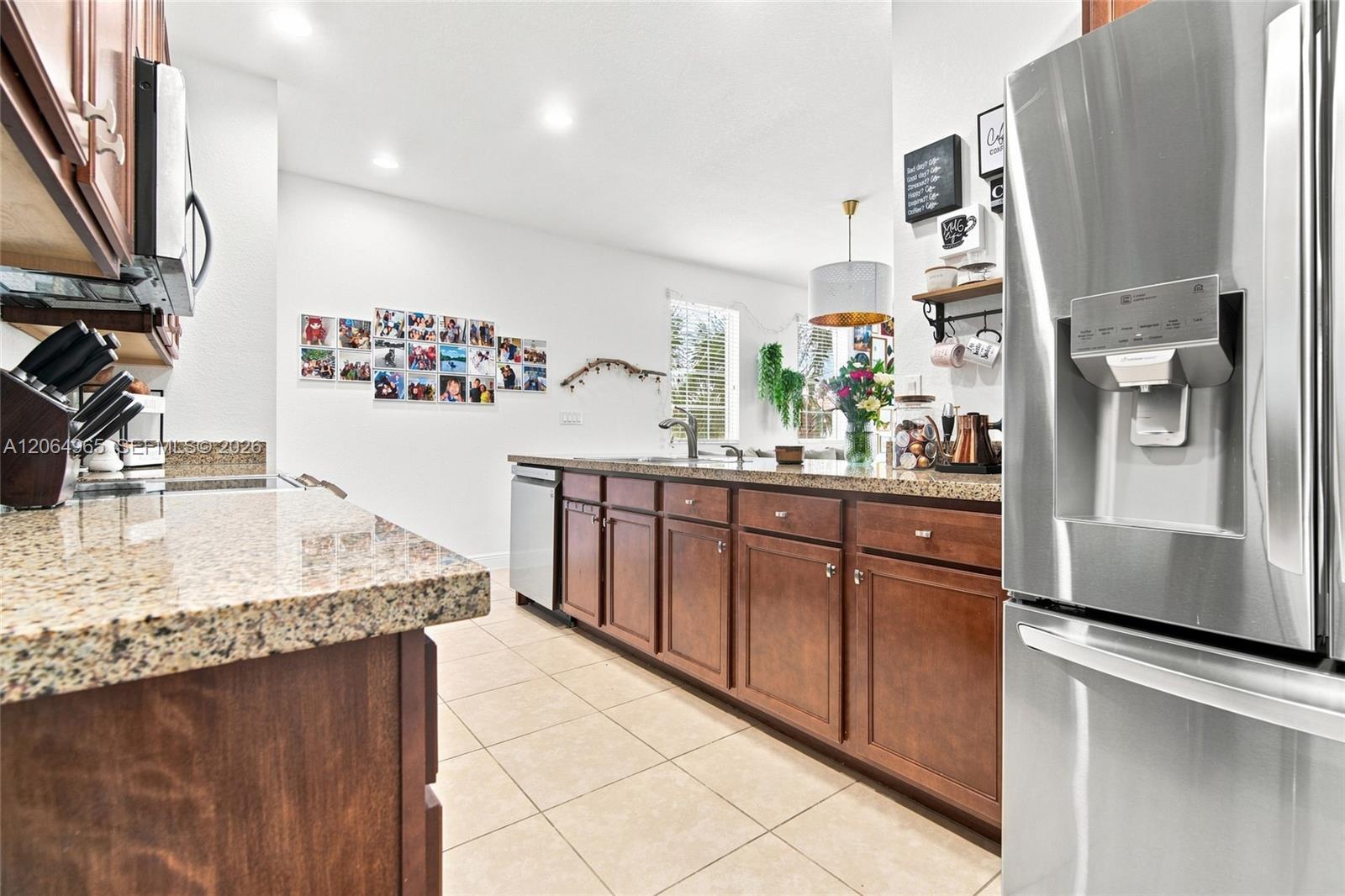 1075 SW 147 Ave # 5601, Pembroke Pines FL 33027 photo 4