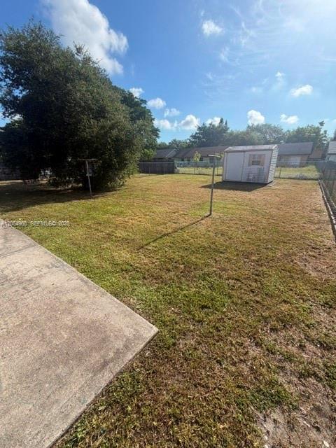 6021 NW 21st Ave, Miami FL 33142 photo 4
