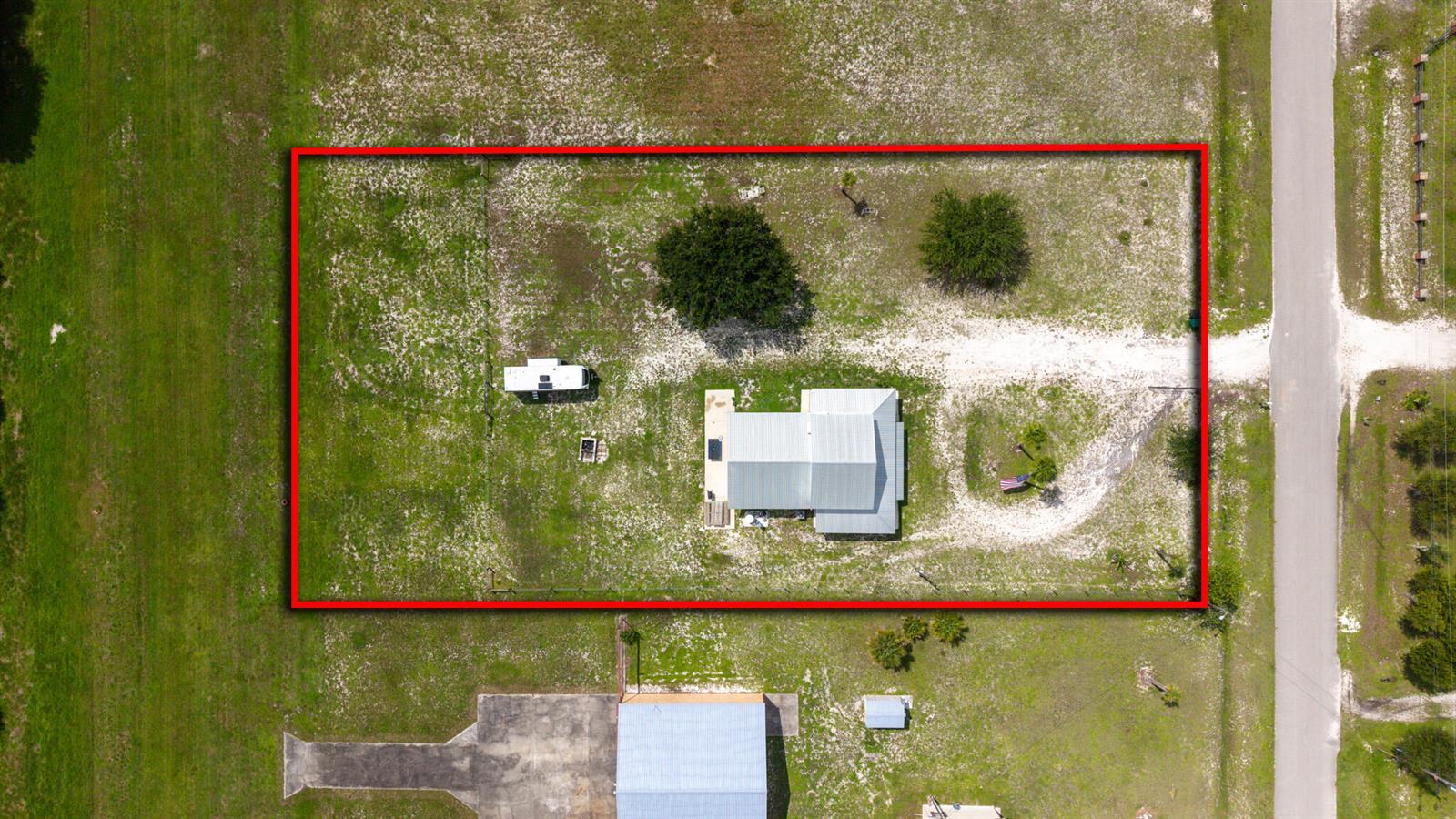 19695 NW 80th Drive, Okeechobee FL 34972 photo 3