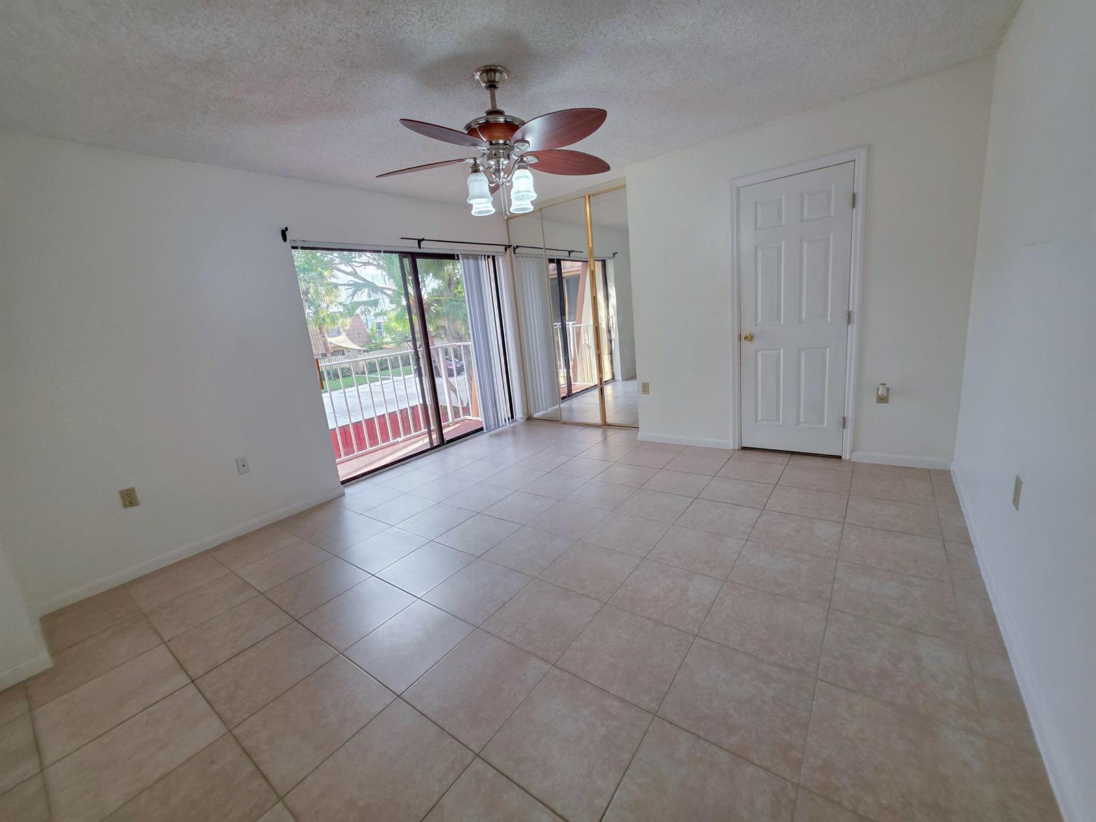 832 BLUE RIDGE Circle, West Palm Beach FL 33409 photo 5