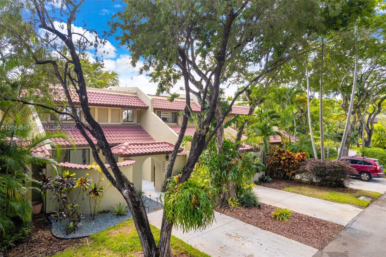 3843 Alcantara Ave # 76B, Doral FL 33178 photo 2