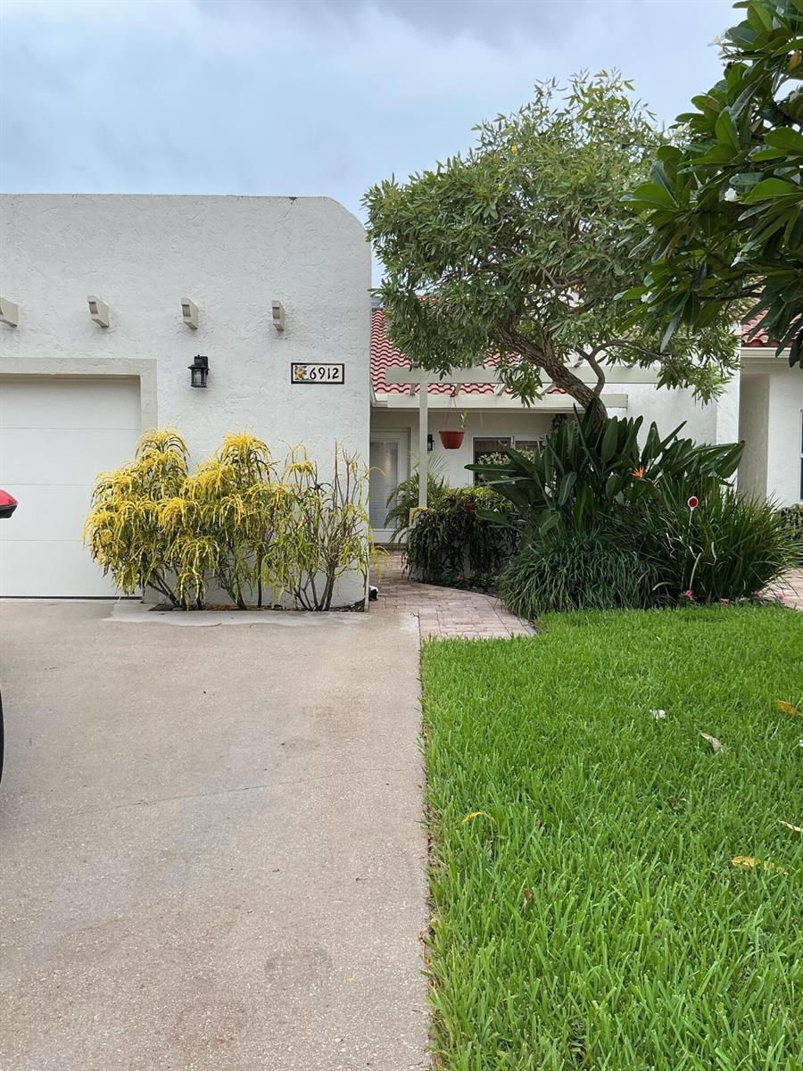 6912 BARBAROSSA Street, Boca Raton FL 33433 photo 2