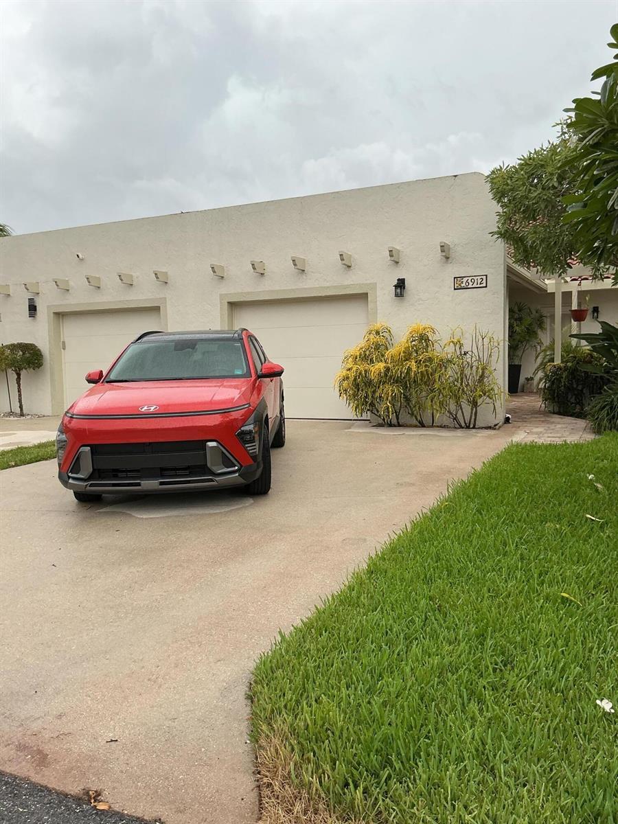 6912 BARBAROSSA Street, Boca Raton FL 33433