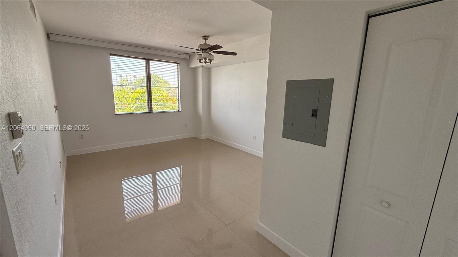 Hollywood, FL 33020 photo 4