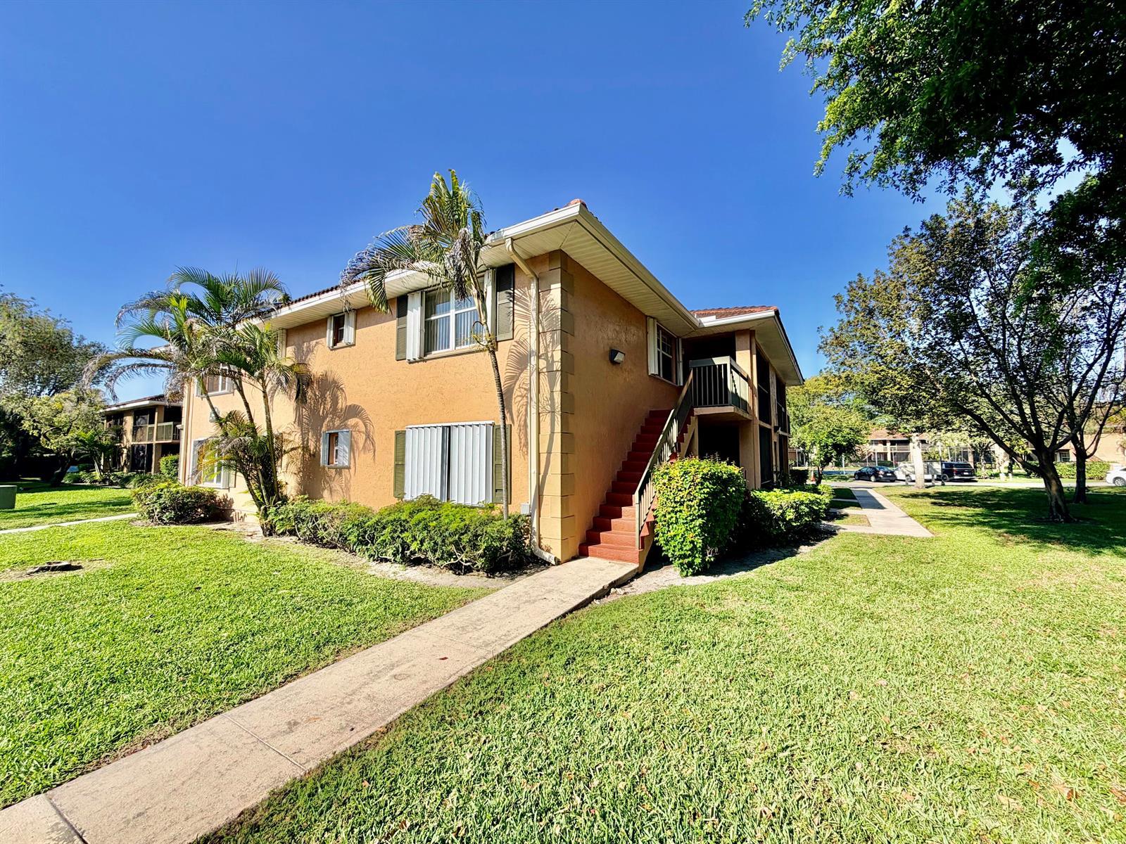 741 NW 104TH Avenue # 203, Pembroke Pines FL 33026