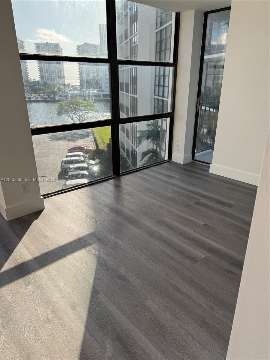 800 Parkview Dr # 502, Hallandale Beach FL 33009 photo 3