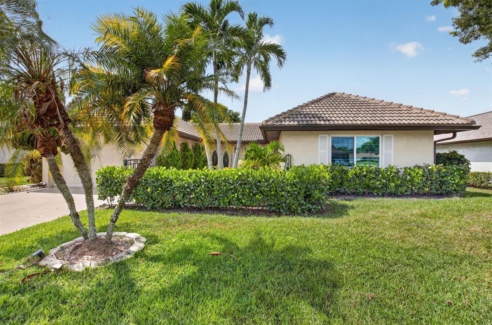 10300 GREENTRAIL Drive N, Boynton Beach FL 33436 photo 3