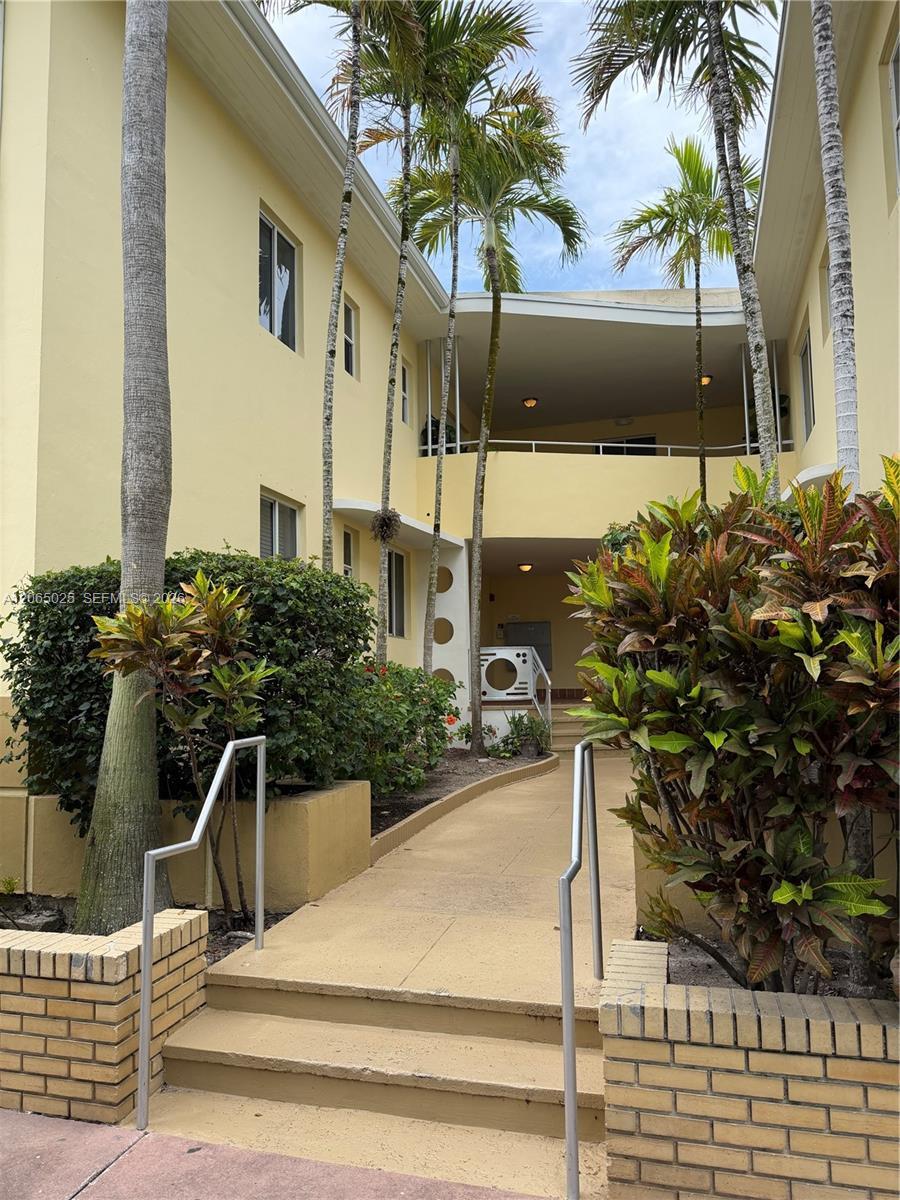 2931 Sheridan Ave # 12, Miami Beach FL 33140 photo 2