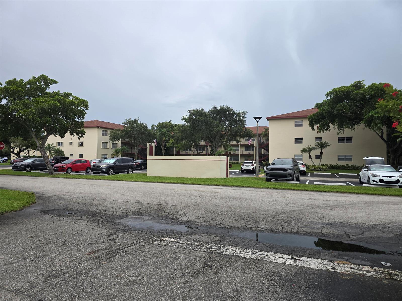 151 SW 134TH Way # 203N, Pembroke Pines FL 33027 photo 2