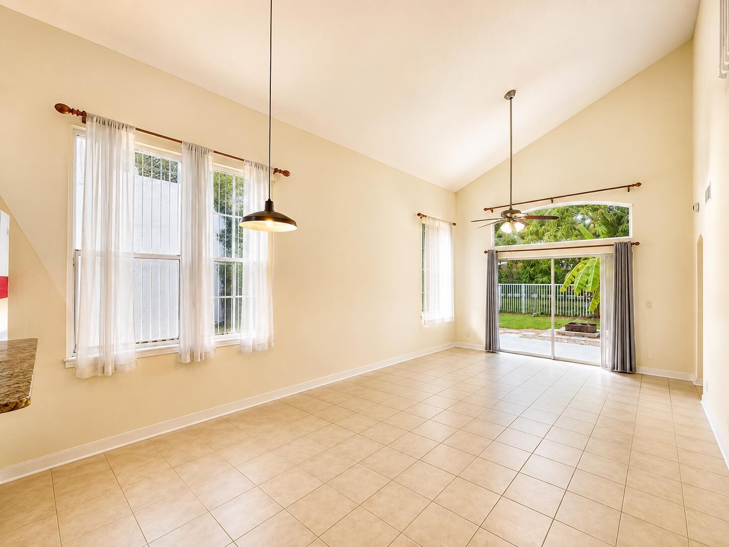 6711 GREEN ISLAND Circle, Lake Worth FL 33463 photo 4