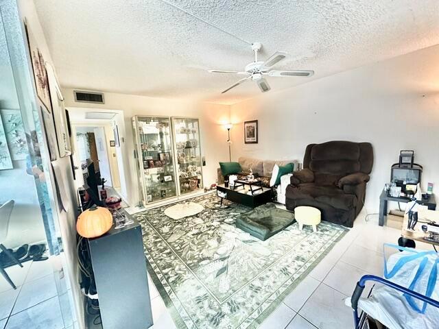 571 Fanshaw N, Boca Raton FL 33434 photo 5