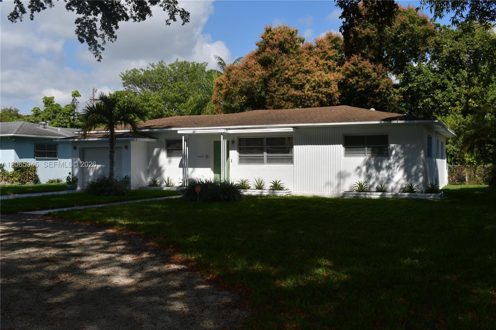 33 NW 87th St, El Portal FL 33150 photo 2