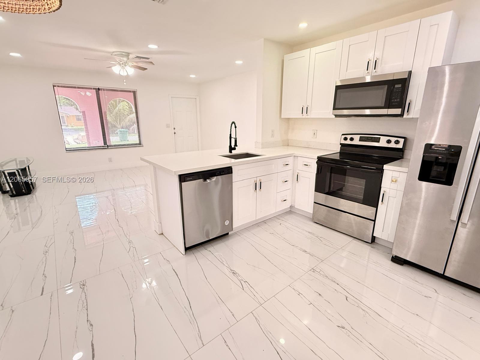 4088 SW 51st St # A, Dania Beach FL 33314 photo 3