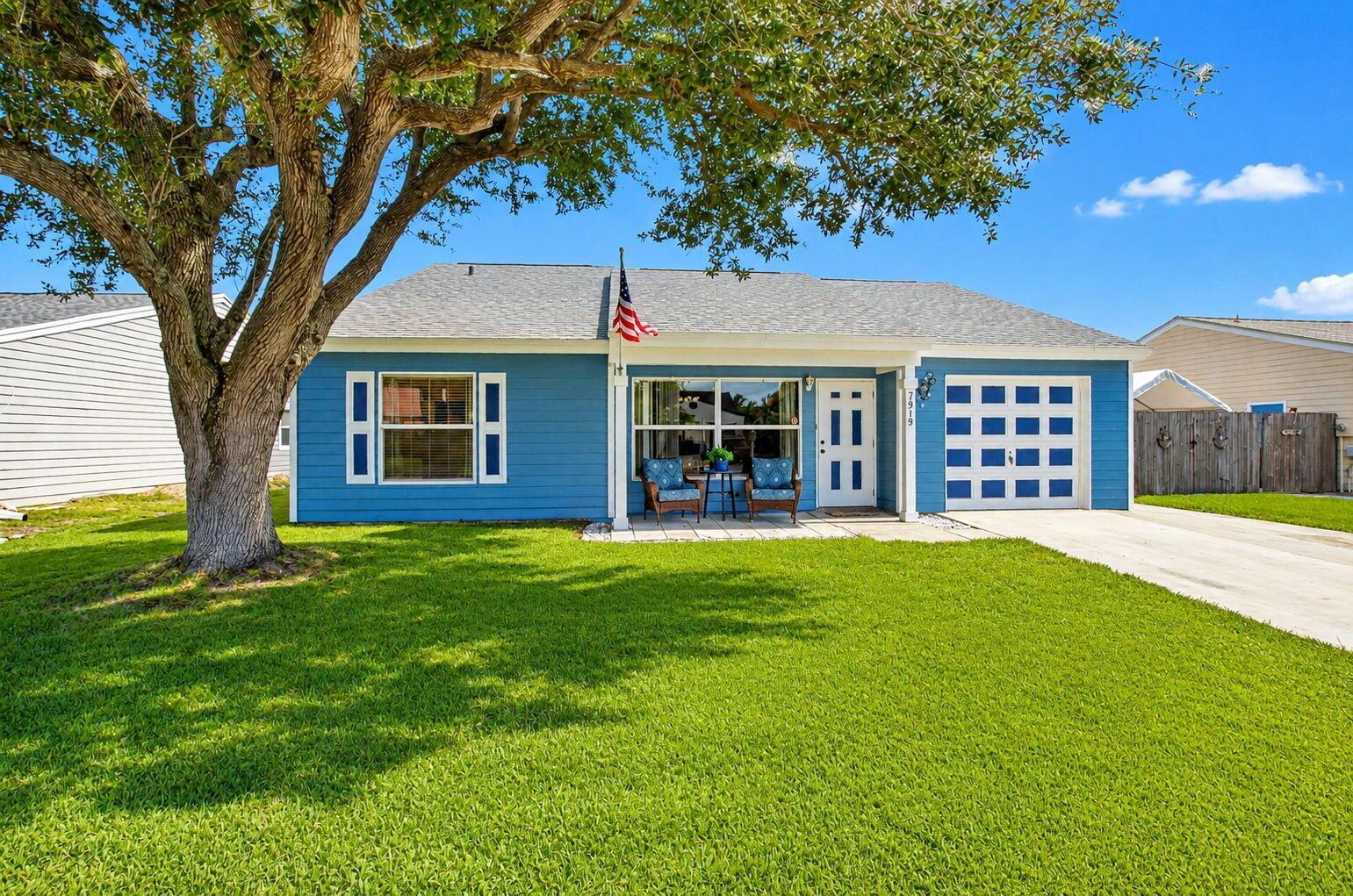 7919 BLAIRWOOD Circle S, Lake Worth FL 33467