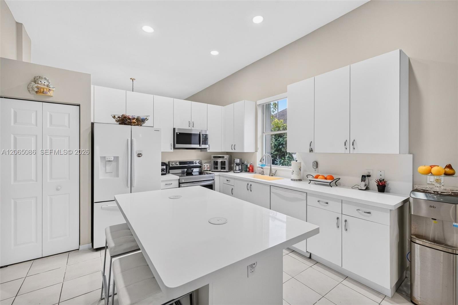 13356 NW 16th St, Pembroke Pines FL 33028 photo 5
