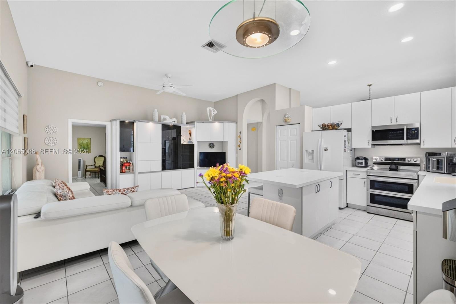 13356 NW 16th St, Pembroke Pines FL 33028 photo 4