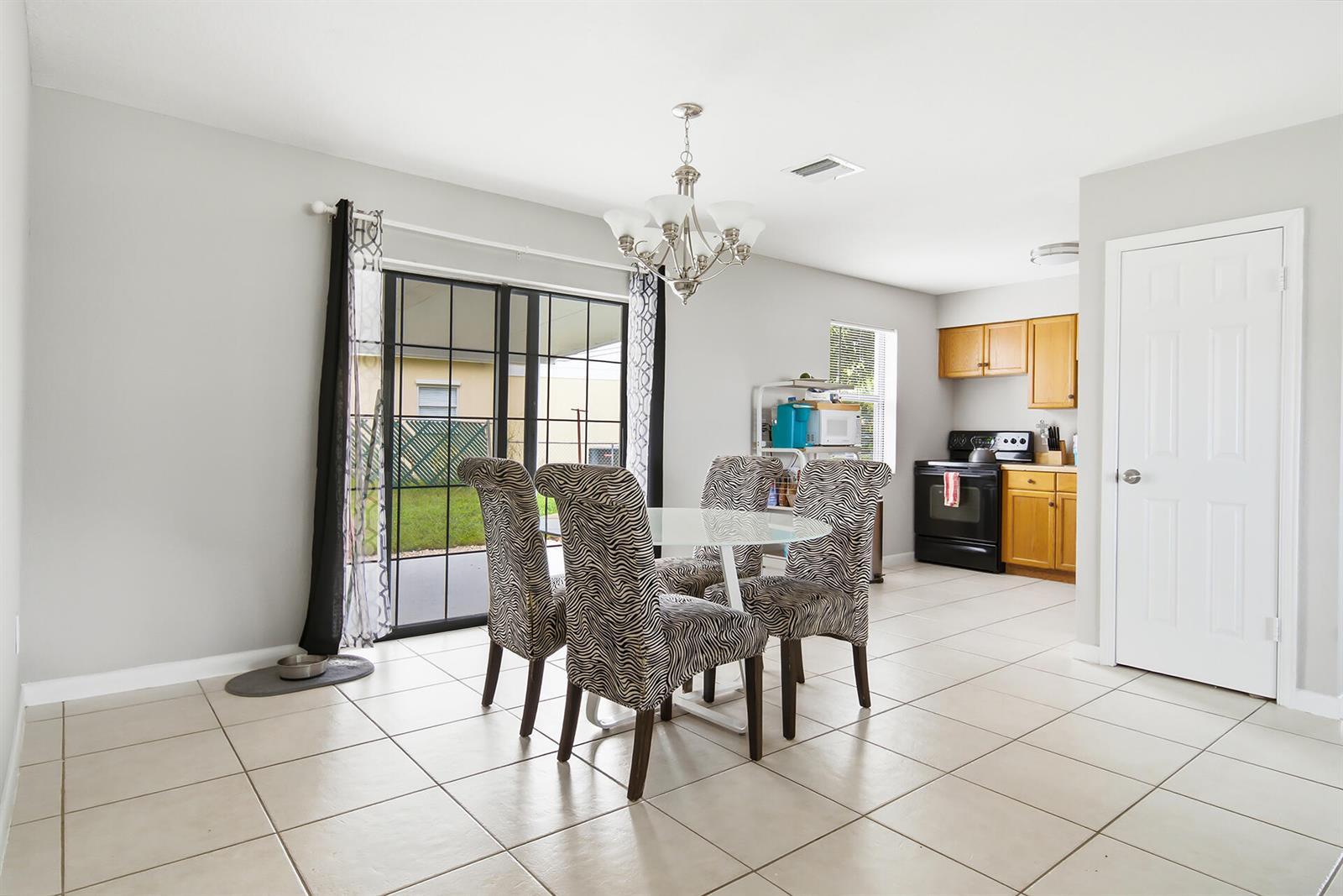333 Elizabeth Road, Lake Worth FL 33461 photo 5