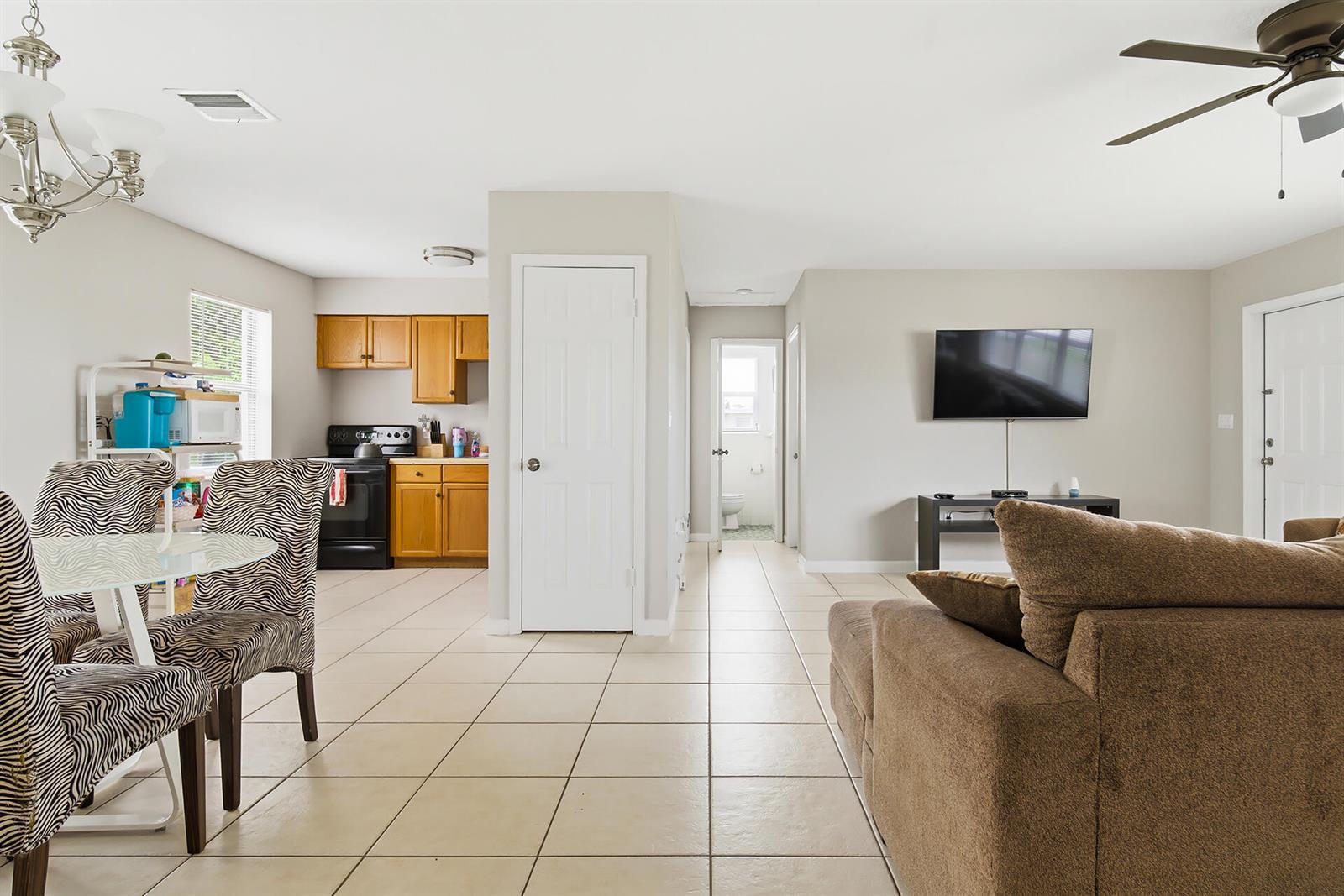 333 Elizabeth Road, Lake Worth FL 33461 photo 4
