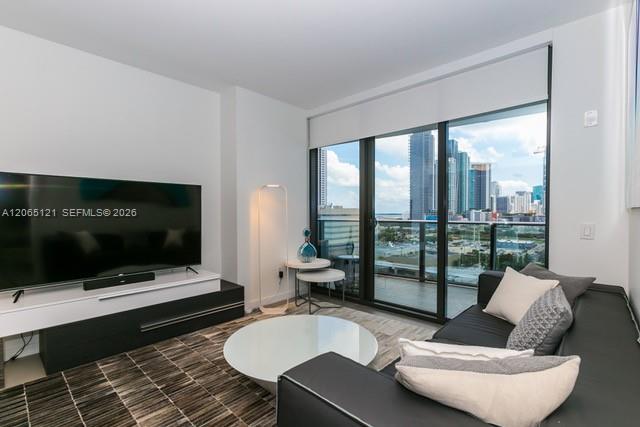 1600 NE 1st AVE # 1009, Miami FL 33132