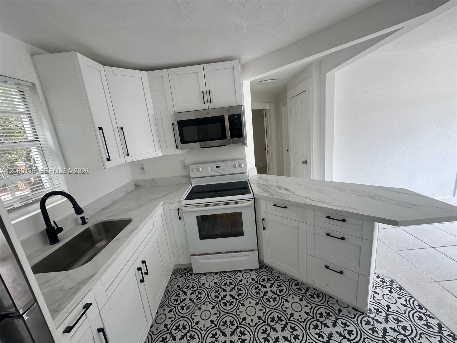 553 NE 65th St # 2, Miami FL 33138 photo 2