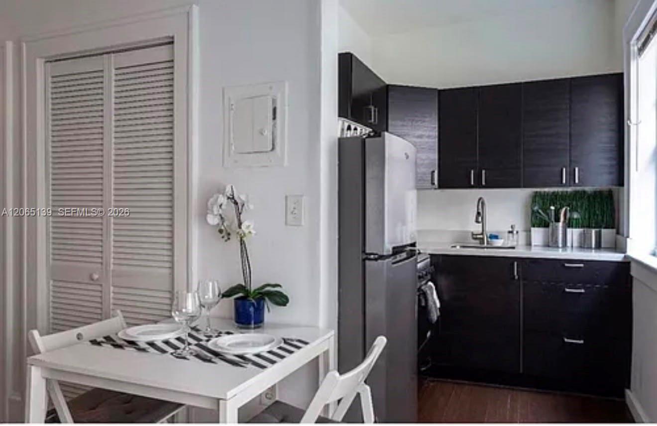 1611 Michigan Ave # 5, Miami Beach FL 33139 photo 3