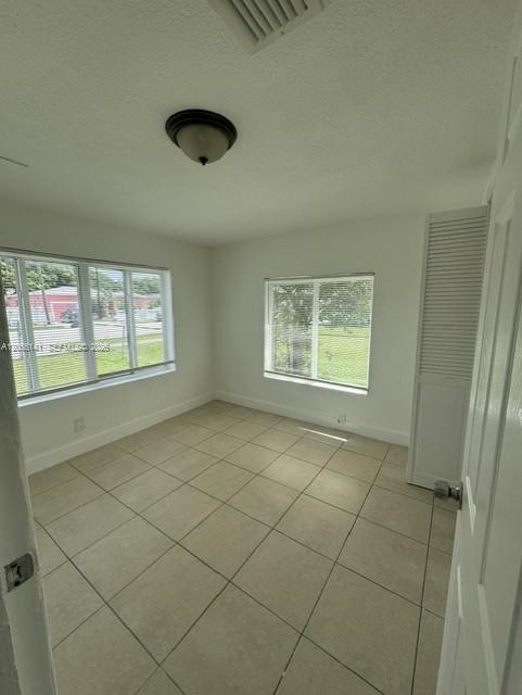 4130 SW 25th St, West Park FL 33023 photo 2