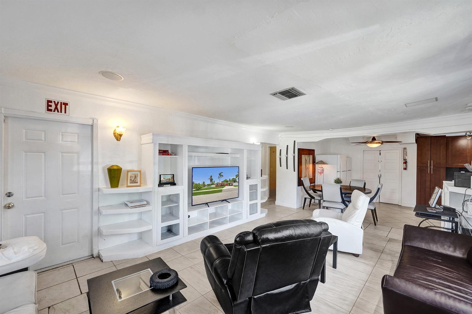 1302 S 23RD Avenue, Hollywood FL 33020 photo 5