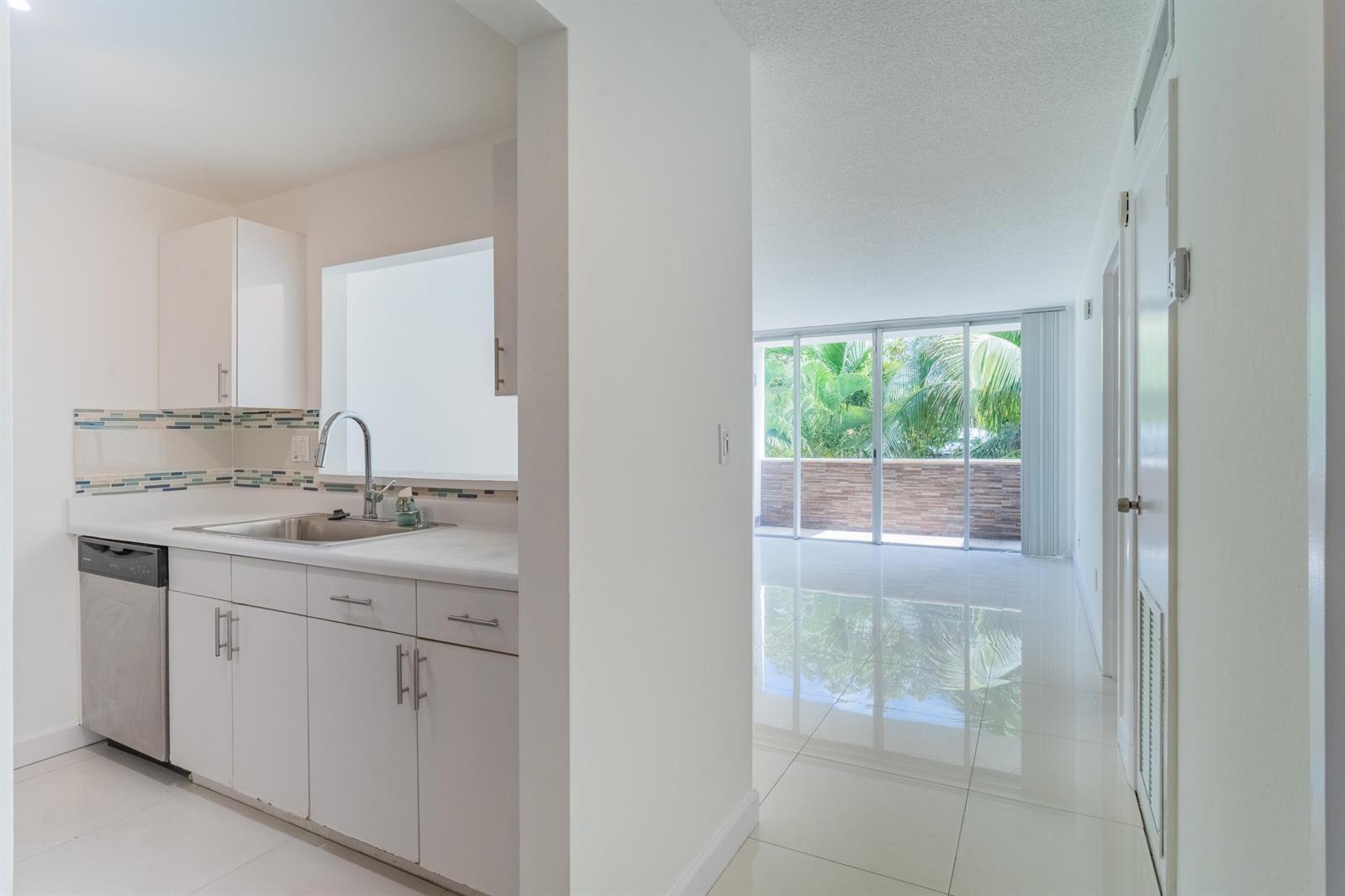 2160 SW 16TH Avenue # 317, Miami FL 33145 photo 4