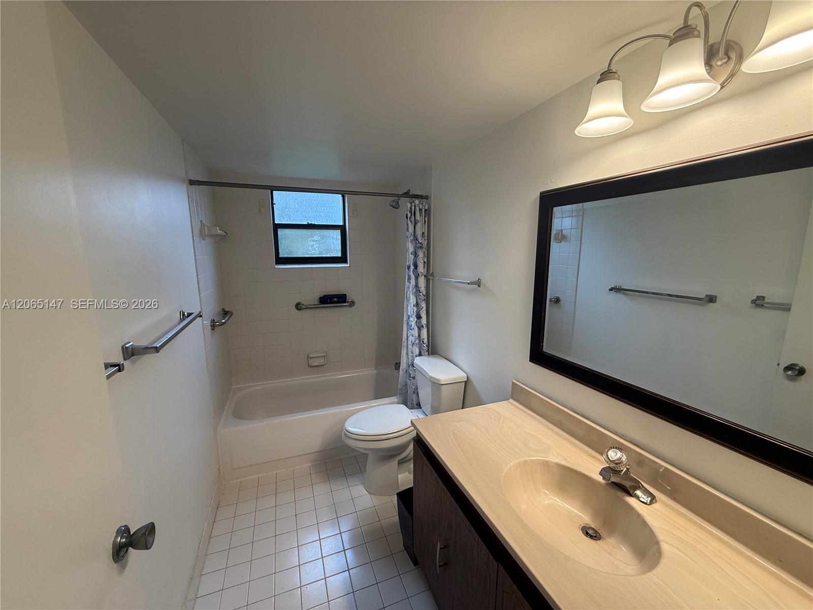 7995 SW 86th St # 305, Miami FL 33143 photo 3