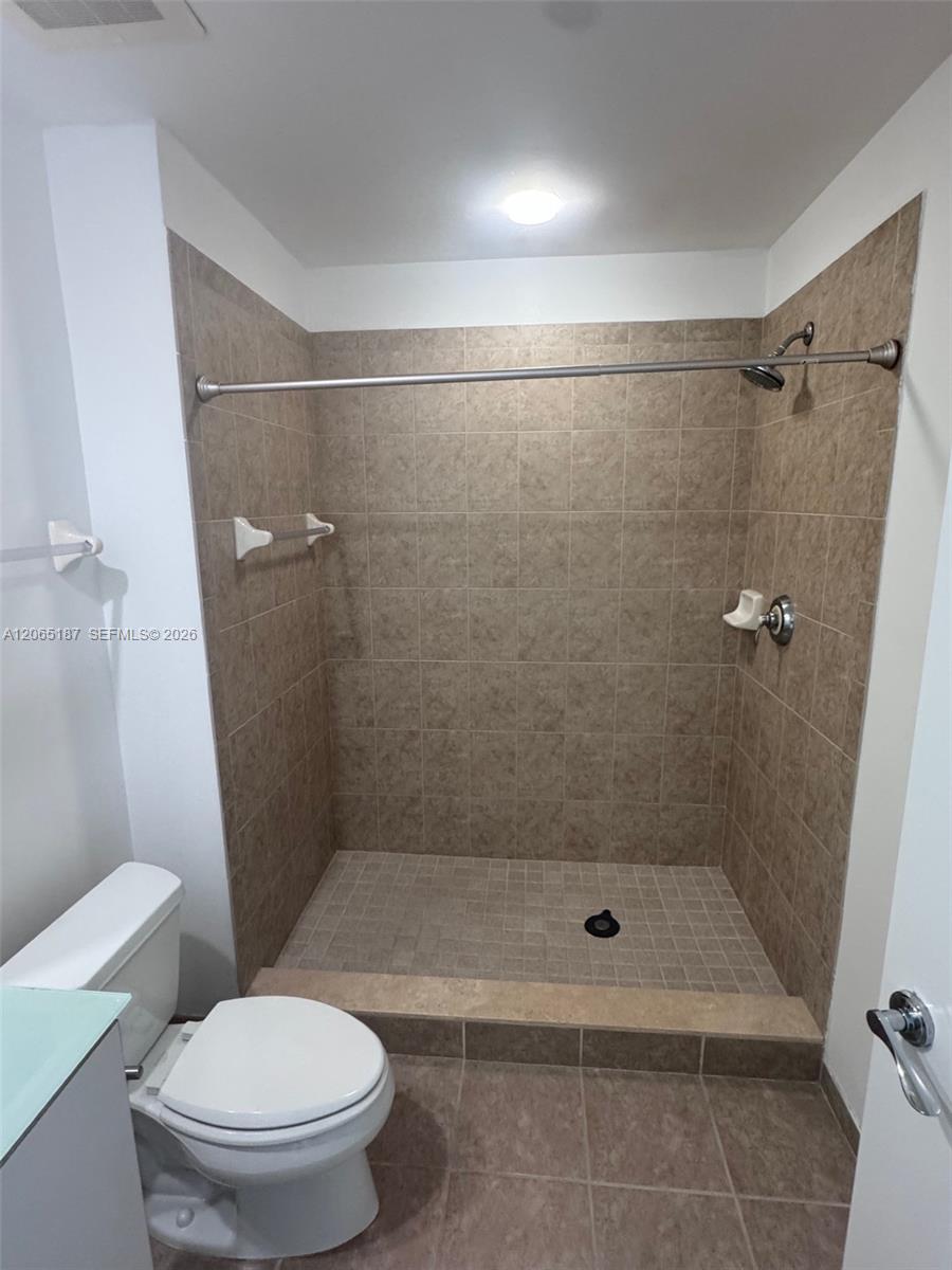 315 NE 3rd Ave # 1905, Fort Lauderdale FL 33301 photo 5