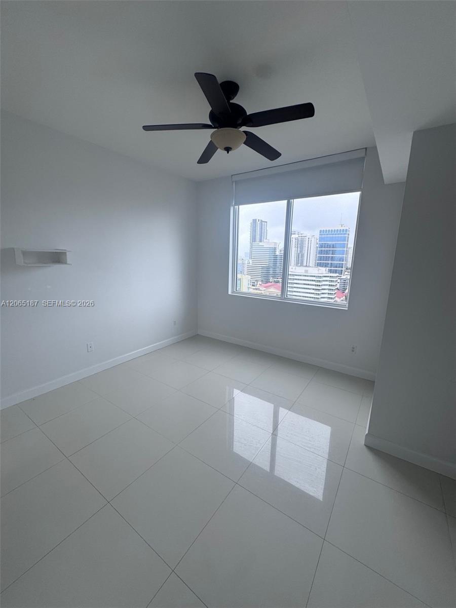 315 NE 3rd Ave # 1905, Fort Lauderdale FL 33301 photo 4