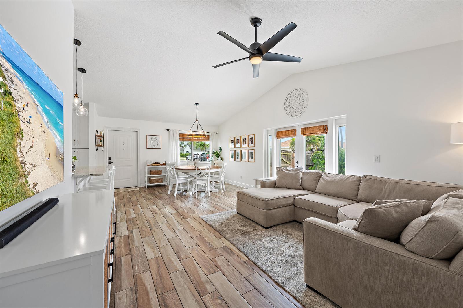 218 Wandering Trail, Jupiter FL 33458 photo 3