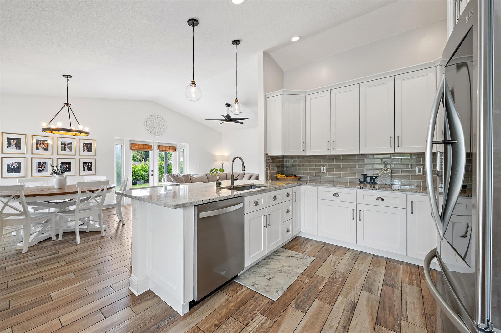 218 Wandering Trail, Jupiter FL 33458 photo 4