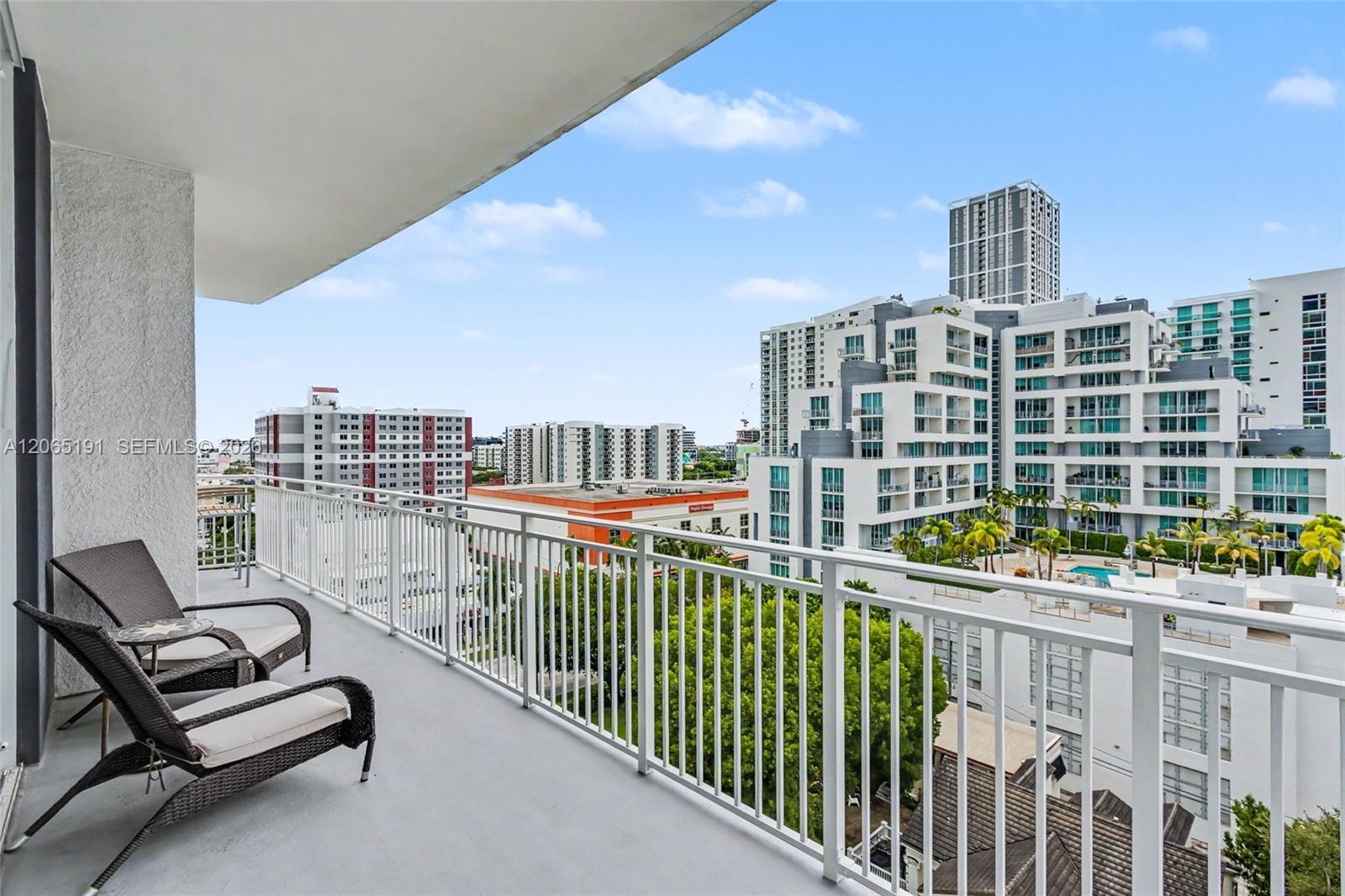 2275 Biscayne Blvd # 1004, Miami FL 33137 photo 2