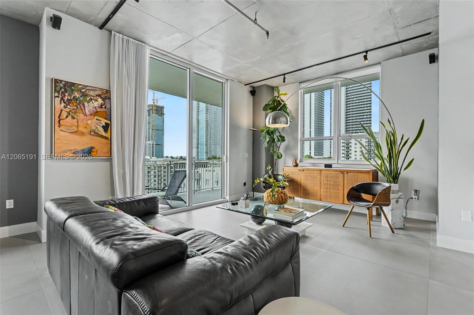 2275 Biscayne Blvd # 1004, Miami FL 33137 photo 3