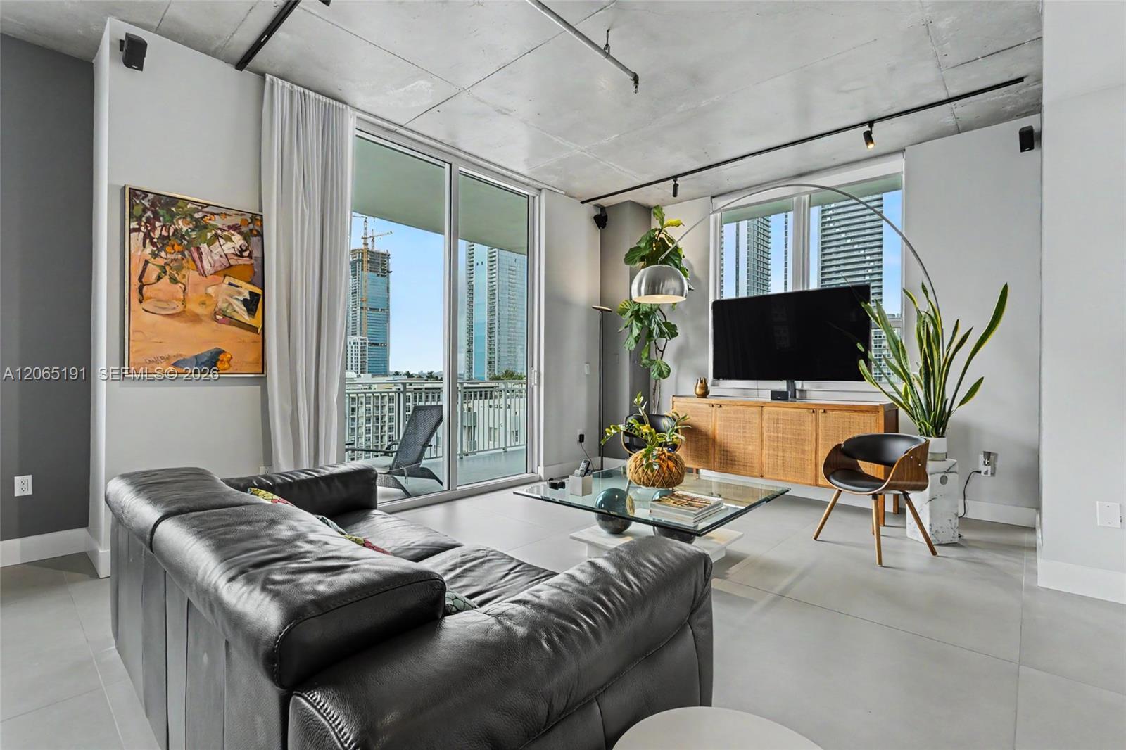 2275 Biscayne Blvd # 1004, Miami FL 33137 photo 4