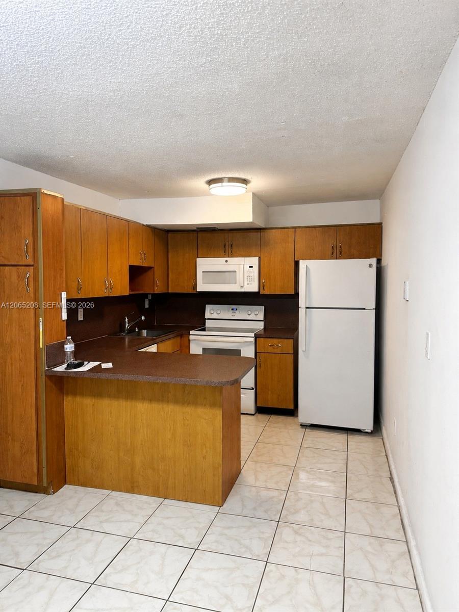 555 NE 123rd St # D, North Miami FL 33161 photo 4